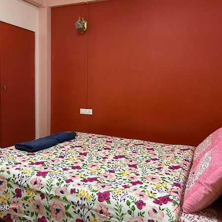 Na-U-Iaka Homestay Шиллонг Екстер'єр фото